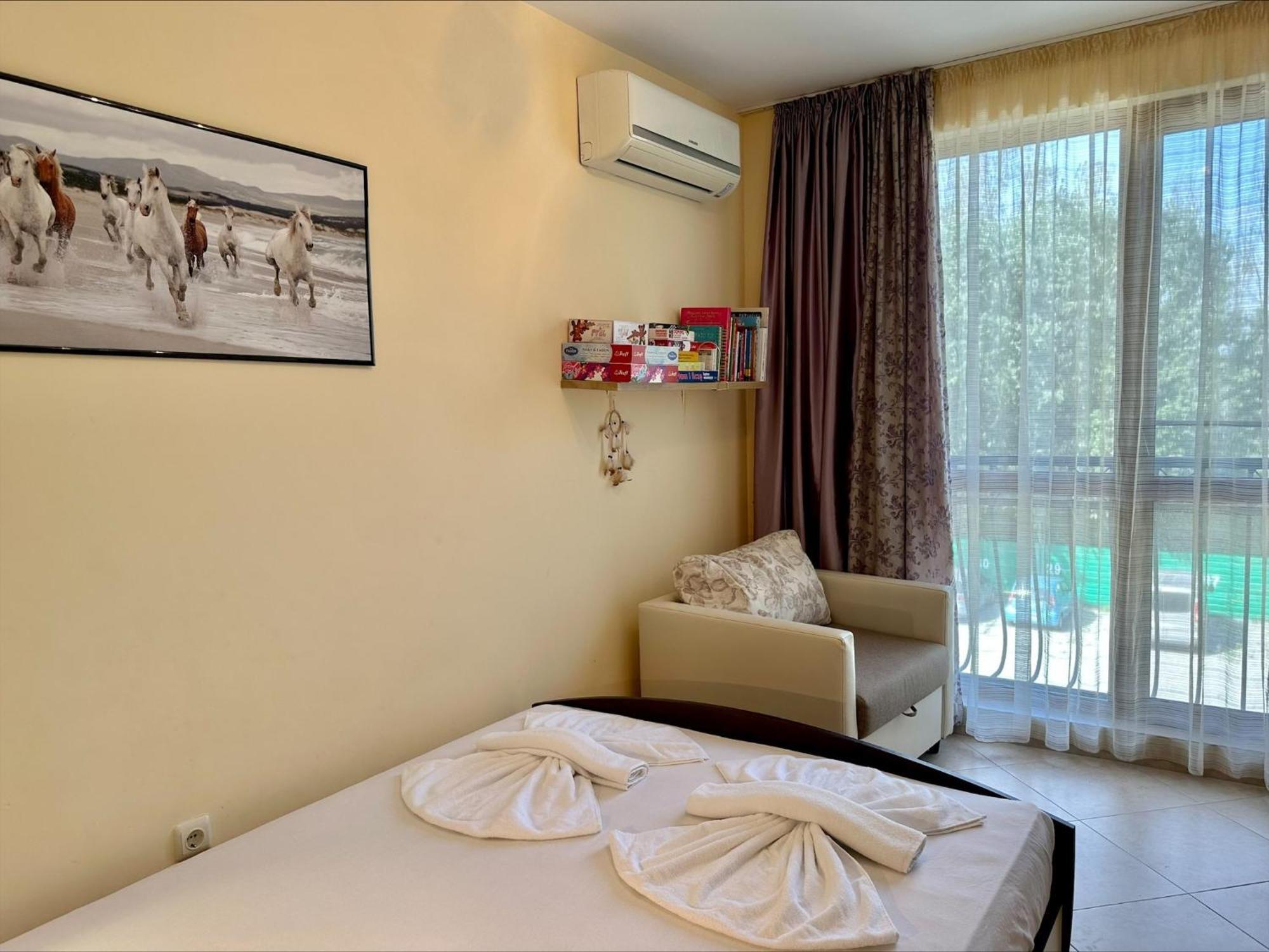 Menada Apartments In Cascadas Sunny Beach Quarto foto
